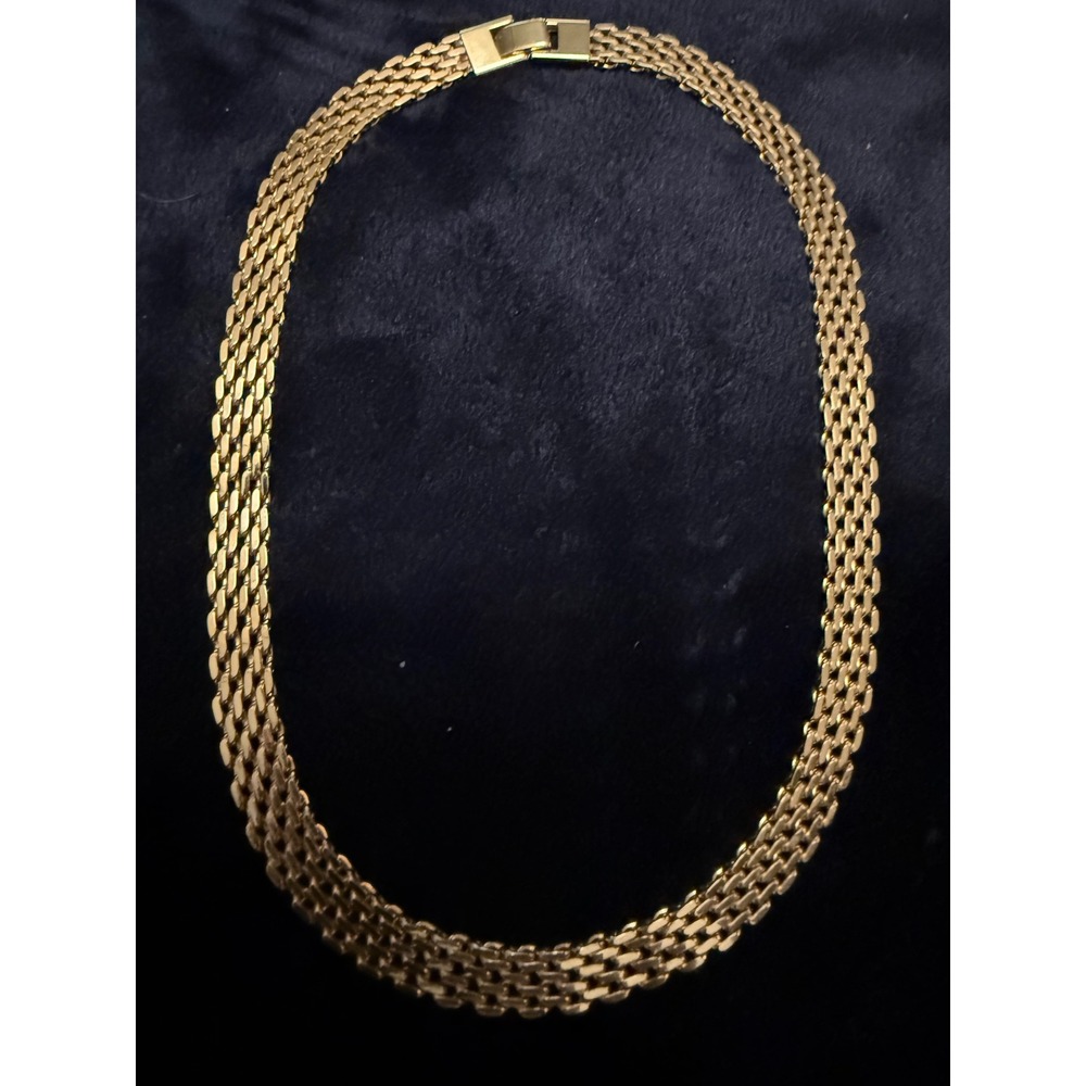 Vintage Gold Tone Flat Mesh Panther Link Chain Necklace 16 Inch Fold Over Clasp
